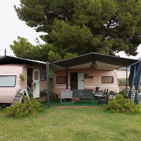 Caravana- Glamping Casa Tortuga La Nucia Exterior photo