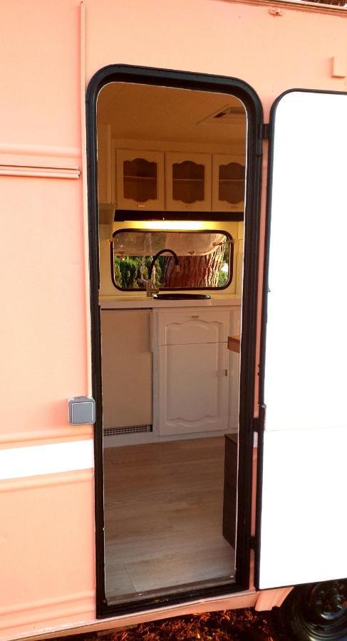 Caravana- Glamping Casa Tortuga La Nucia Exterior photo
